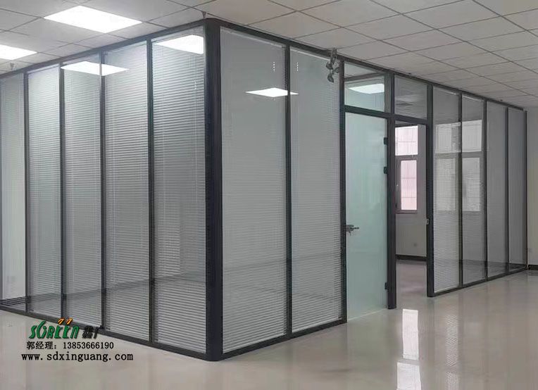 潍坊玻璃隔断 办公室磨砂玻璃隔断 高隔间 百叶隔墙设计